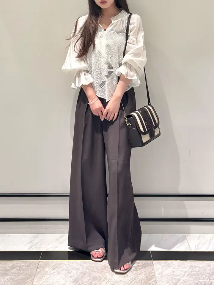 GRACE CONTINENTAL Kiku コーディネート画像