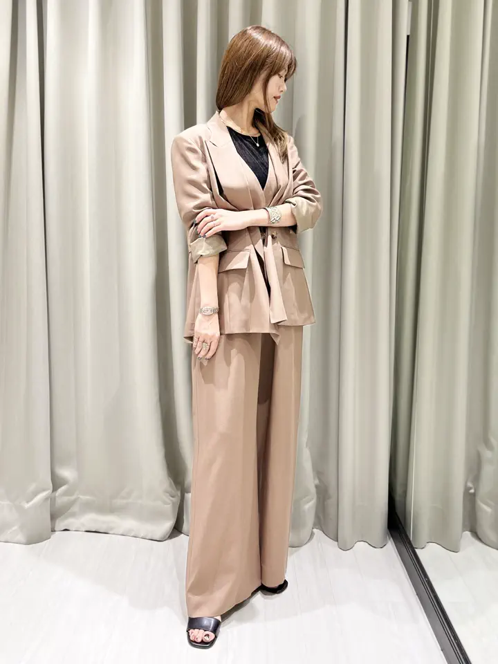 GRACE CONTINENTAL A.Kameyama コーディネート画像