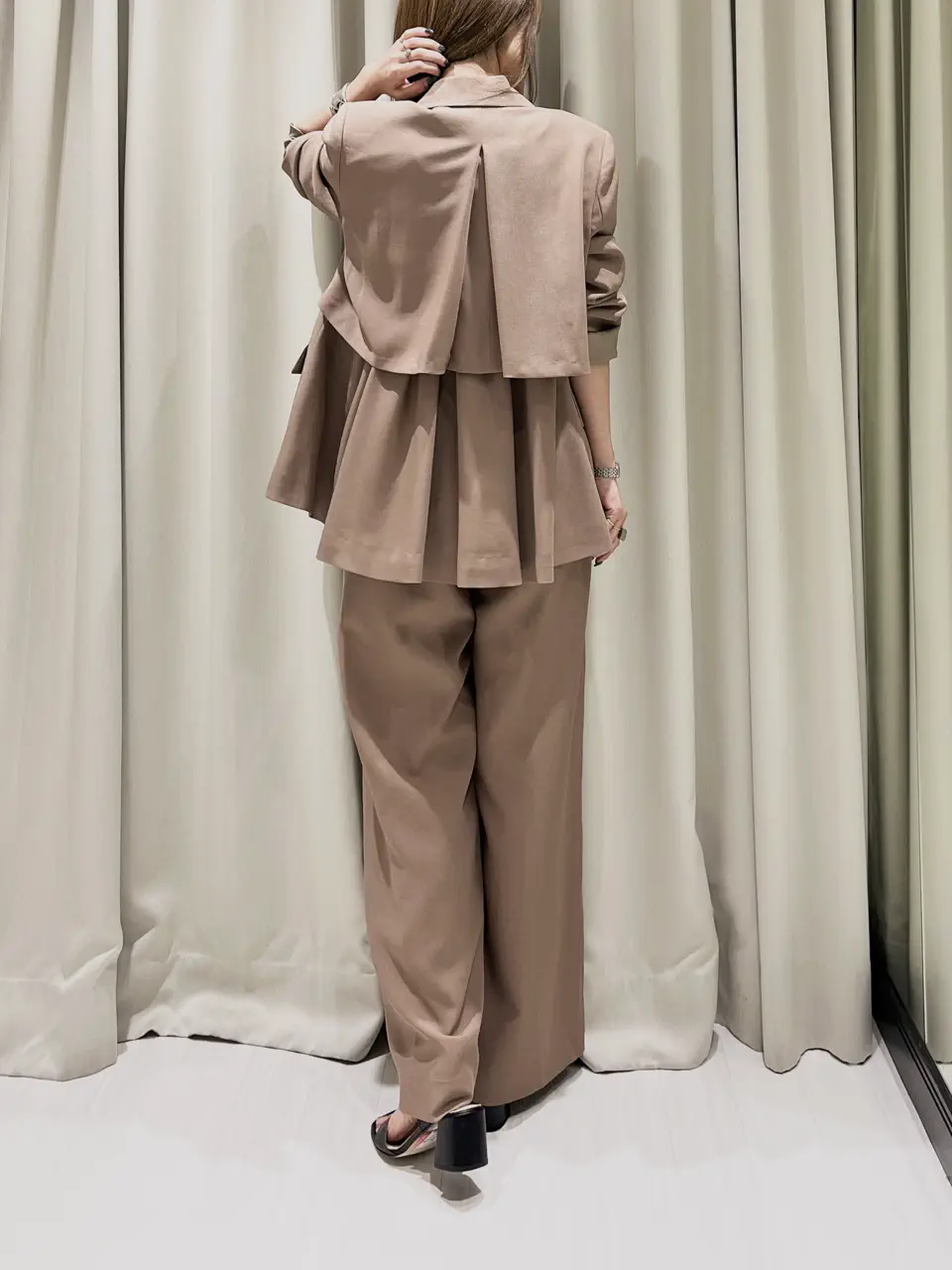 GRACE CONTINENTAL A.Kameyama コーディネート画像