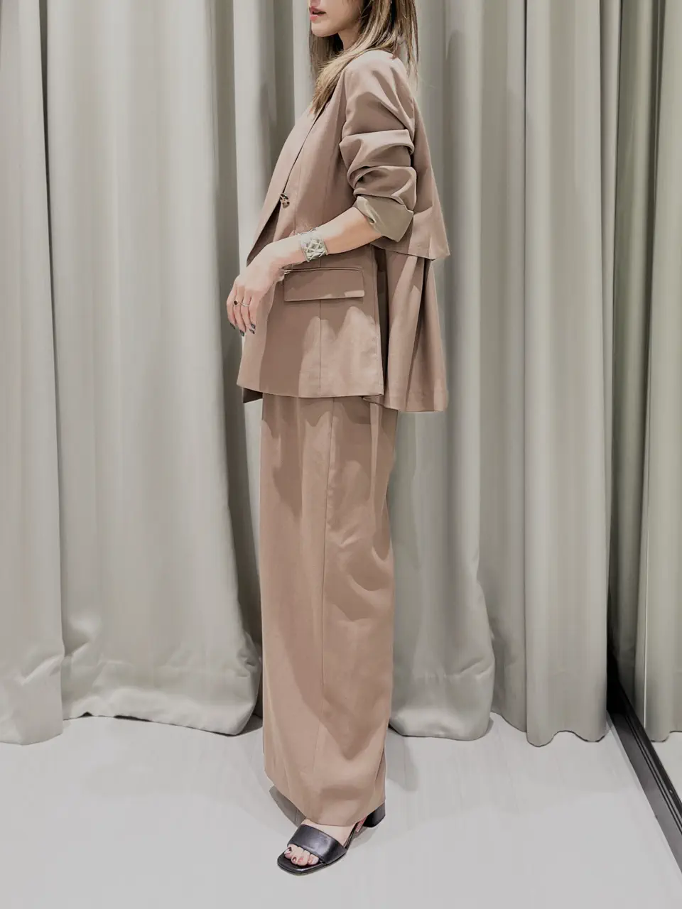 GRACE CONTINENTAL A.Kameyama コーディネート画像