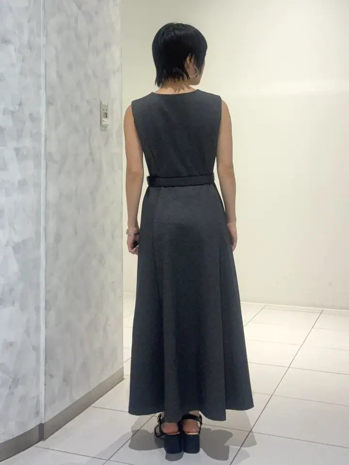GRACE CONTINENTAL Yuna Iwasaki コーディネート画像