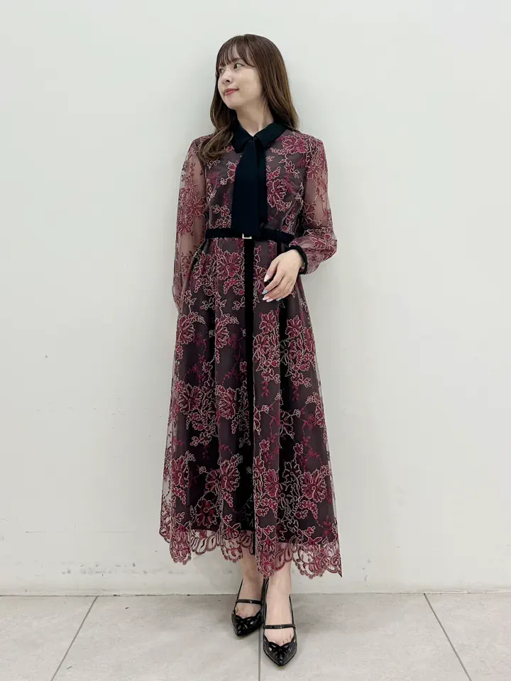 GRACE CONTINENTAL Miu Akamatsu コーディネート画像
