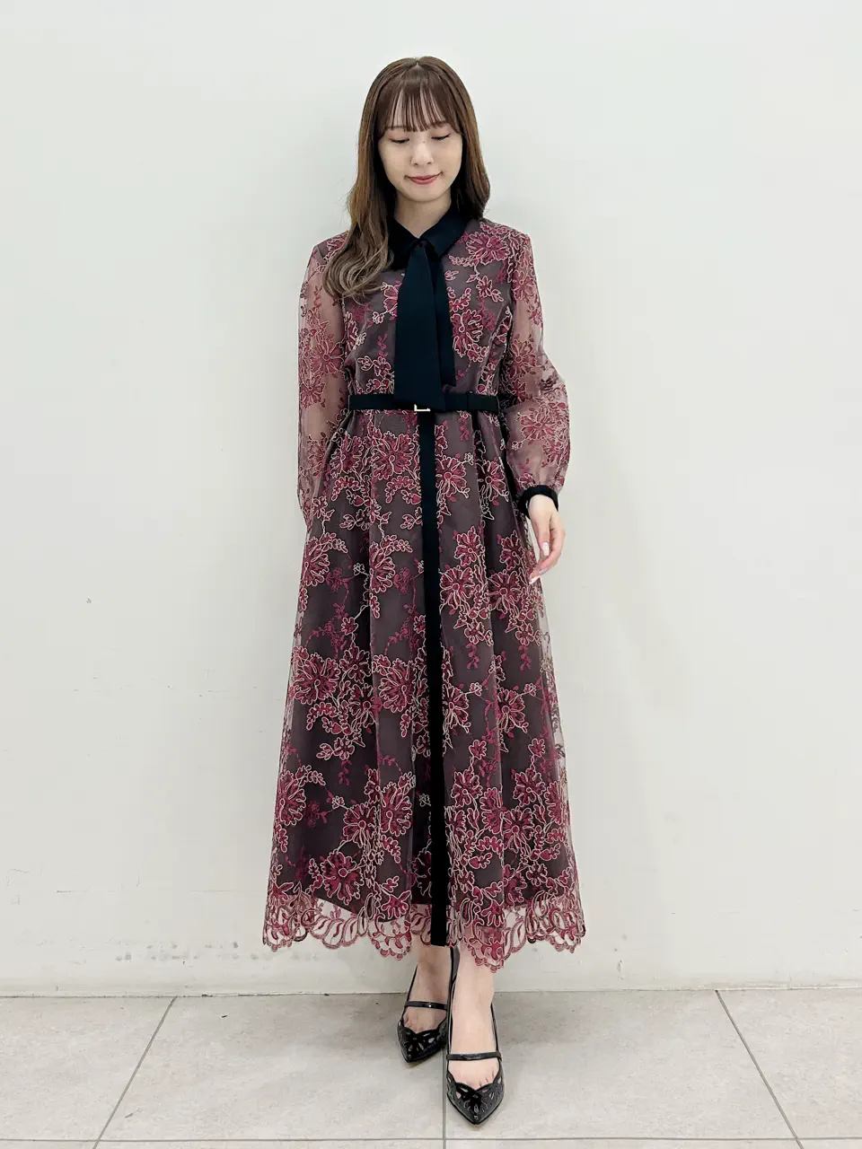 GRACE CONTINENTAL Miu Akamatsu コーディネート画像