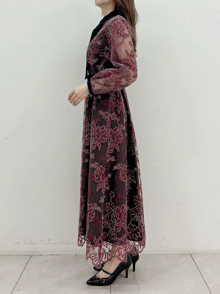 GRACE CONTINENTAL Miu Akamatsu コーディネート画像