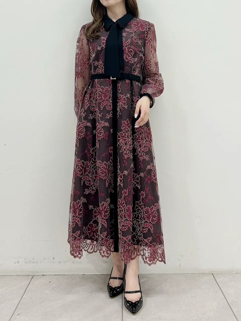 GRACE CONTINENTAL Miu Akamatsu コーディネート画像