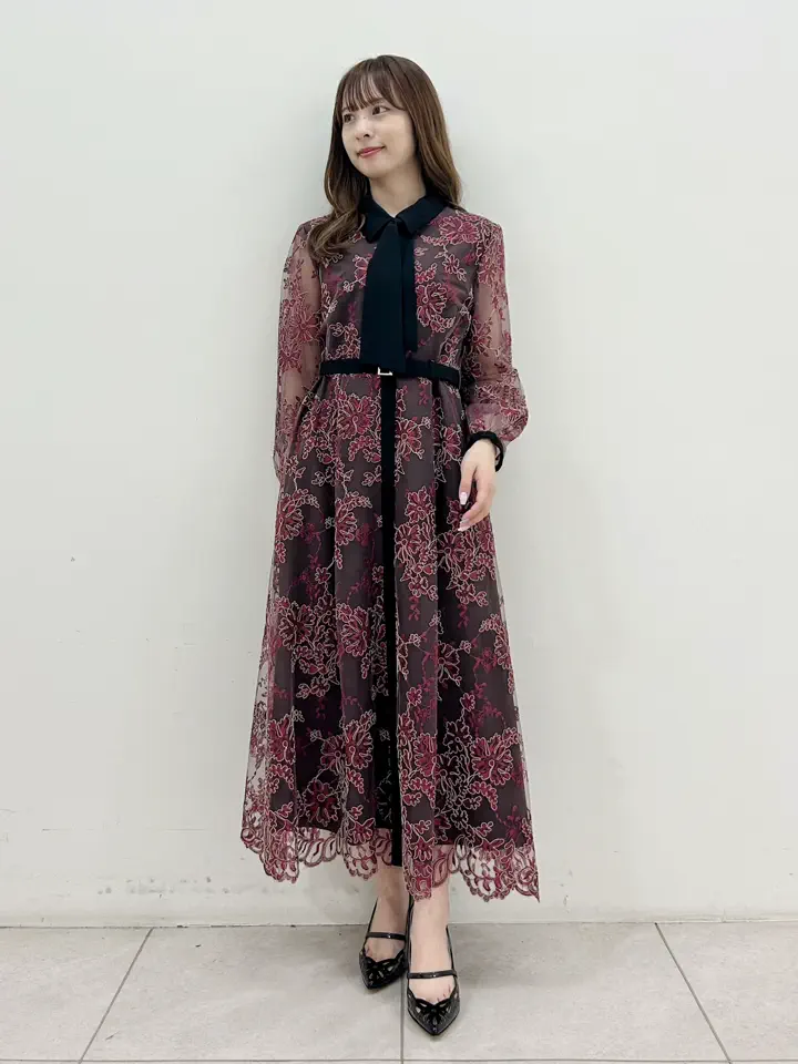 GRACE CONTINENTAL Miu Akamatsu コーディネート画像