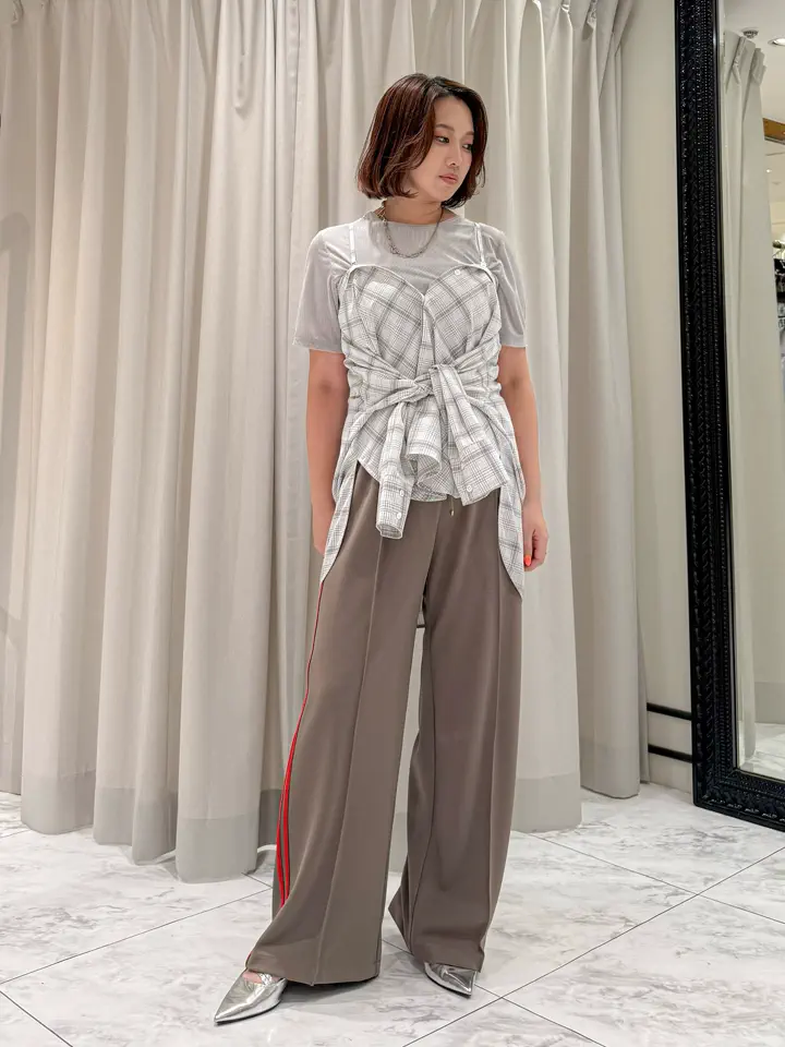 GRACE CONTINENTAL Natsumi コーディネート画像