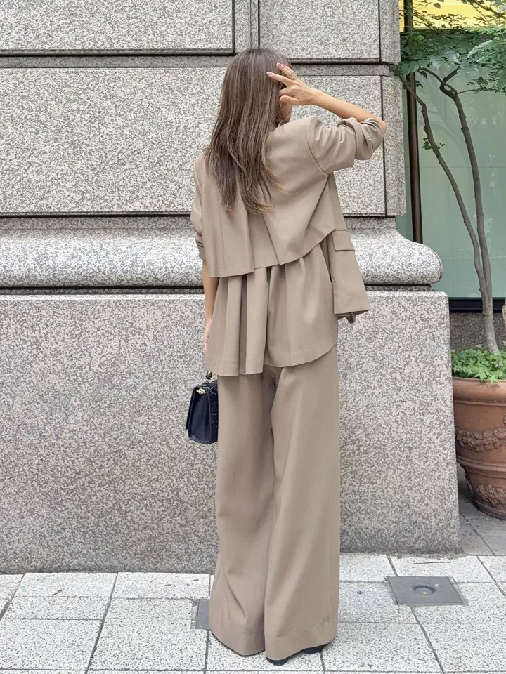 GRACE CONTINENTAL yukimi yonee コーディネート画像