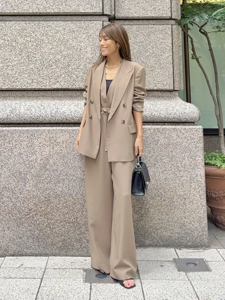 GRACE CONTINENTAL yukimi yonee コーディネート画像