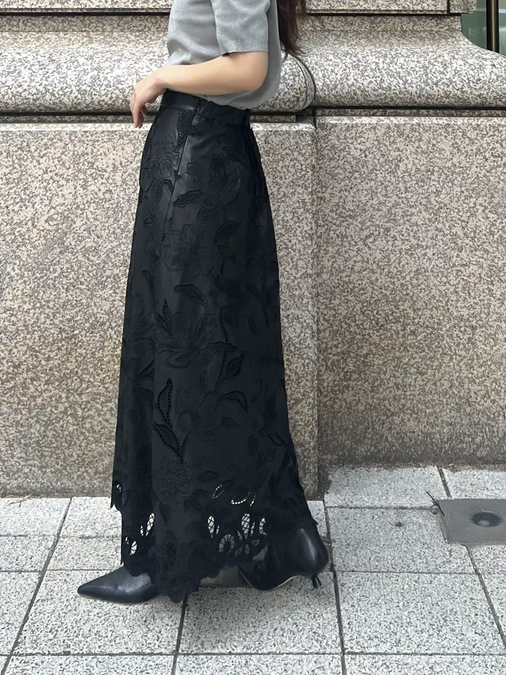 GRACE CONTINENTAL ERINA KATO コーディネート画像