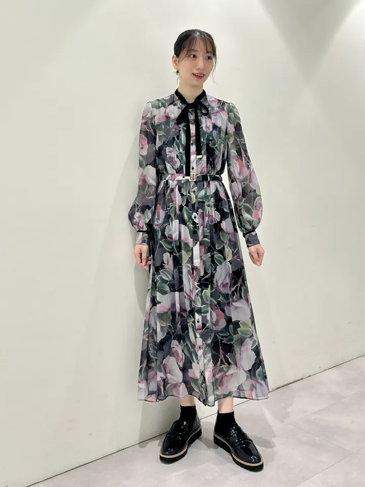 GRACE CONTINENTAL eri コーディネート画像