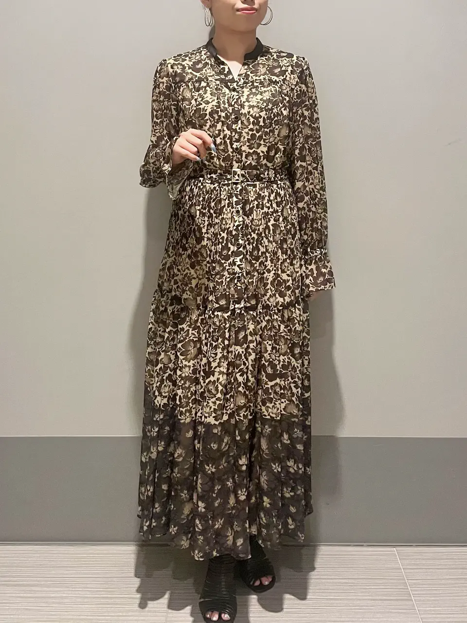GRACE CONTINENTAL 細川　もなみ コーディネート画像