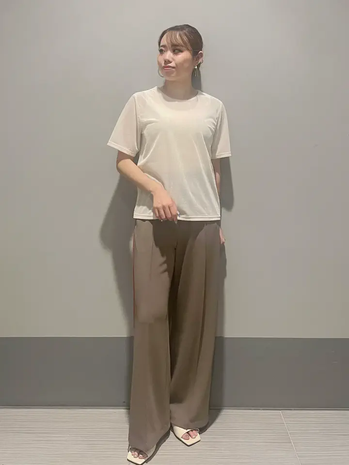 GRACE CONTINENTAL 細川　もなみ コーディネート画像