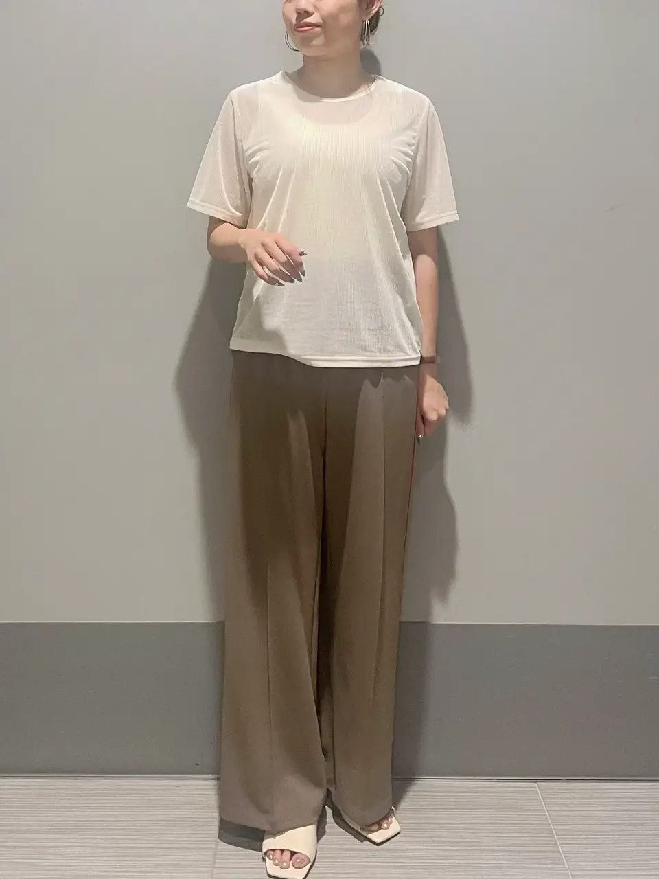 GRACE CONTINENTAL 細川　もなみ コーディネート画像