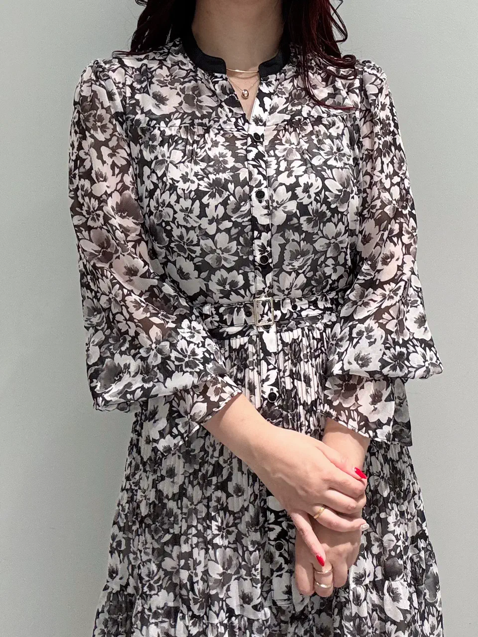 GRACE CONTINENTAL MOMOKO コーディネート画像