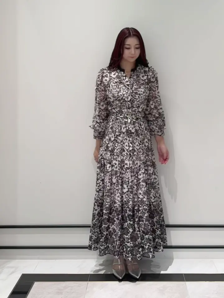 GRACE CONTINENTAL MOMOKO コーディネート画像