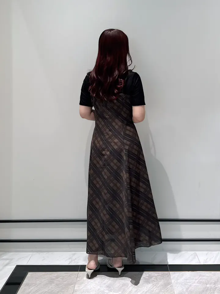 GRACE CONTINENTAL MOMOKO コーディネート画像