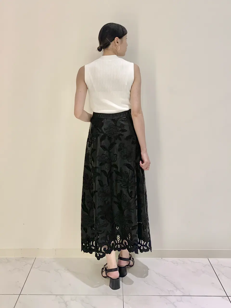 GRACE CONTINENTAL haruka iwasaki コーディネート画像