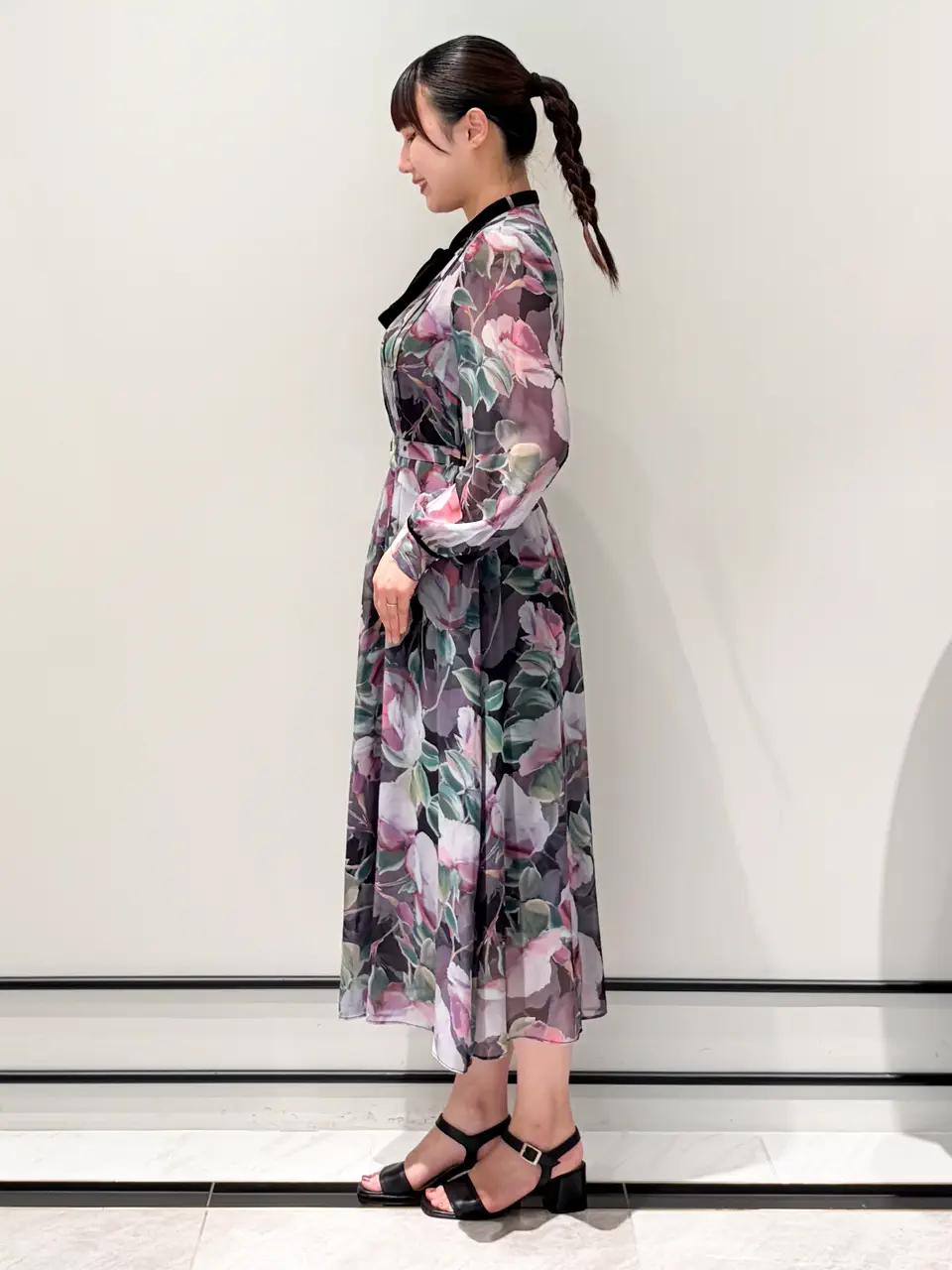 GRACE CONTINENTAL CHISAKO.S コーディネート画像