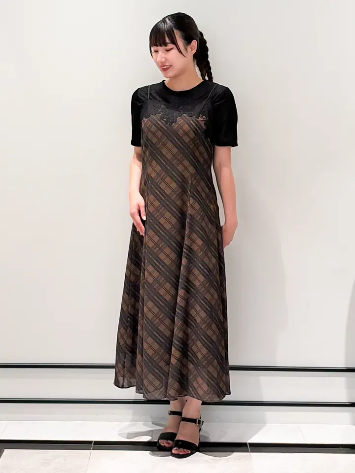 GRACE CONTINENTAL CHISAKO.S コーディネート画像