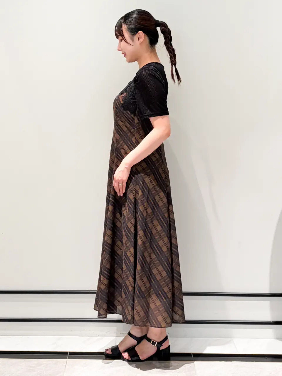 GRACE CONTINENTAL CHISAKO.S コーディネート画像