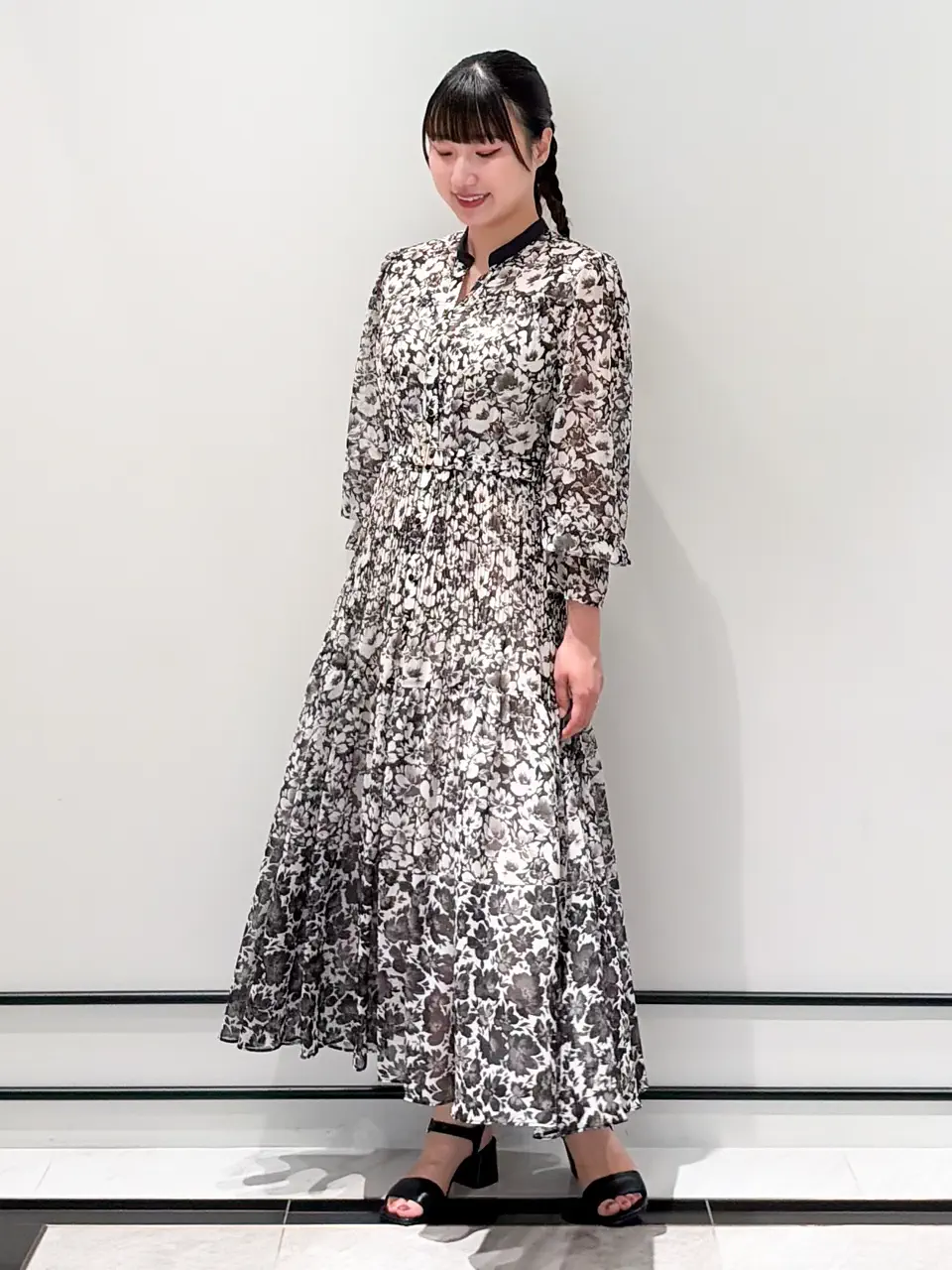 GRACE CONTINENTAL CHISAKO.S コーディネート画像