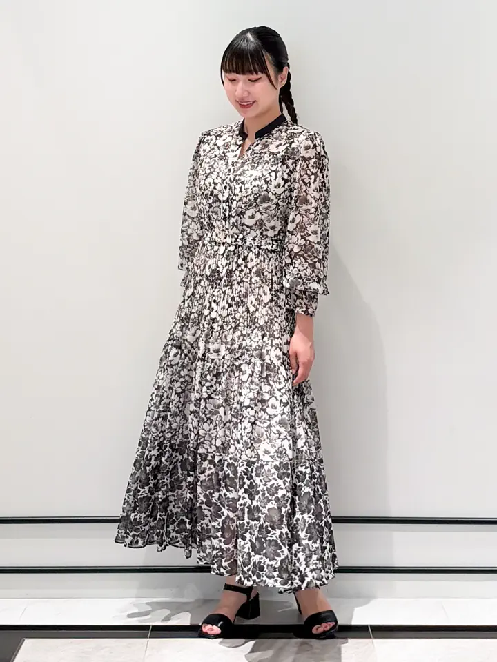 GRACE CONTINENTAL CHISAKO.S コーディネート画像