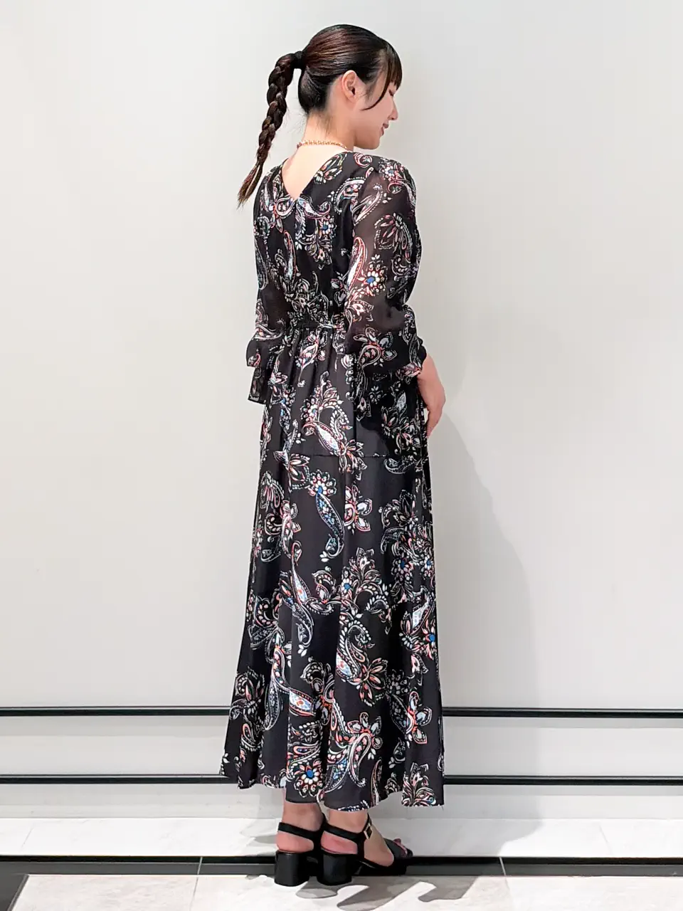GRACE CONTINENTAL CHISAKO.S コーディネート画像