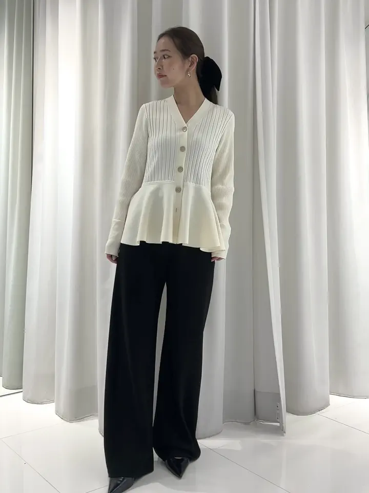 GRACE CONTINENTAL ERINA KATO コーディネート画像