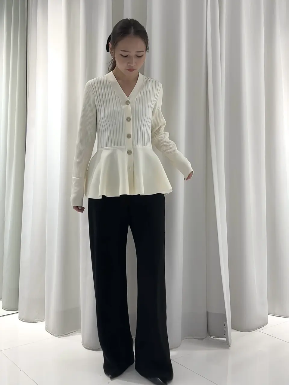GRACE CONTINENTAL ERINA KATO コーディネート画像