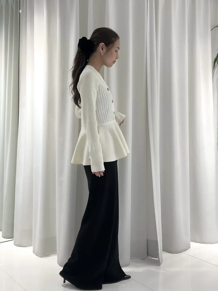 GRACE CONTINENTAL ERINA KATO コーディネート画像