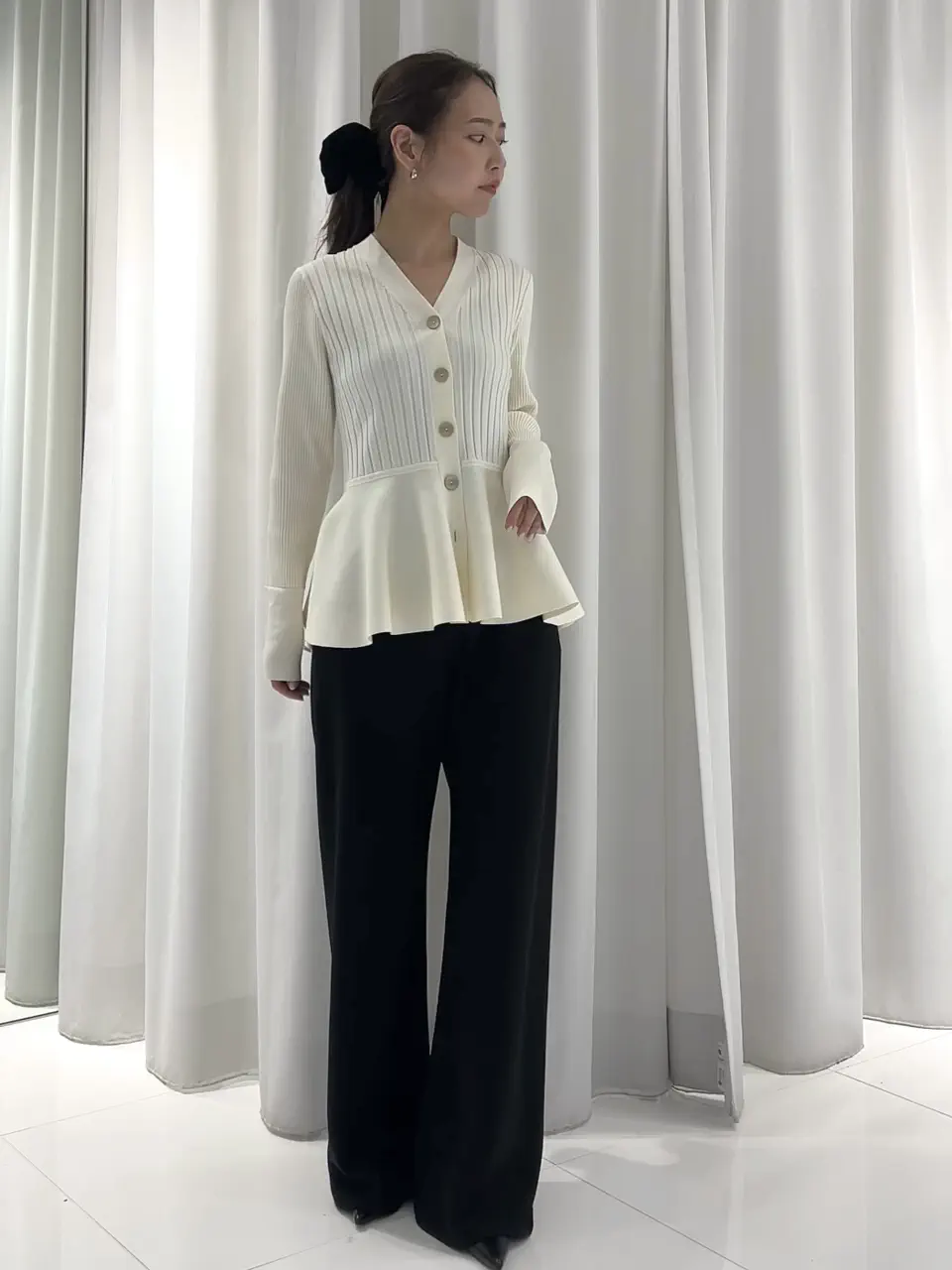 GRACE CONTINENTAL ERINA KATO コーディネート画像