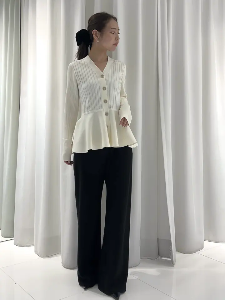 GRACE CONTINENTAL ERINA KATO コーディネート画像