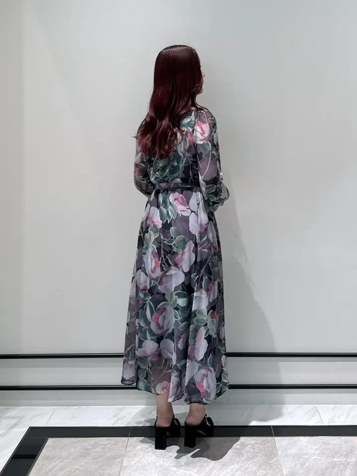 GRACE CONTINENTAL MOMOKO コーディネート画像