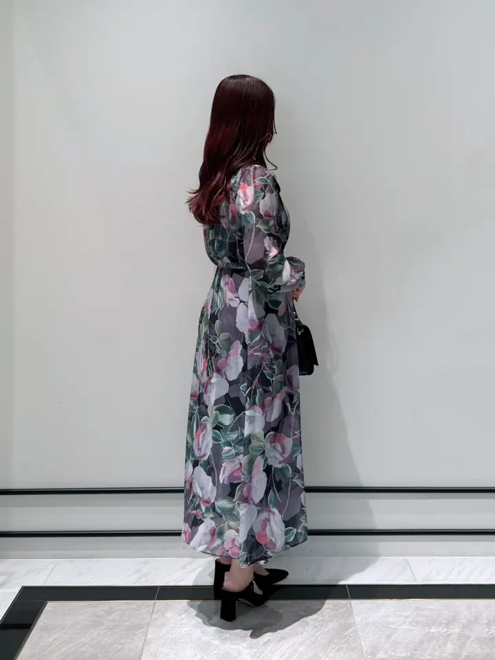 GRACE CONTINENTAL MOMOKO コーディネート画像