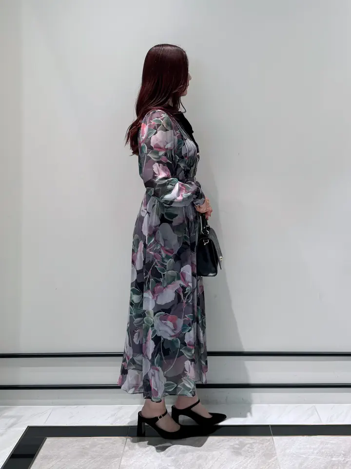 GRACE CONTINENTAL MOMOKO コーディネート画像