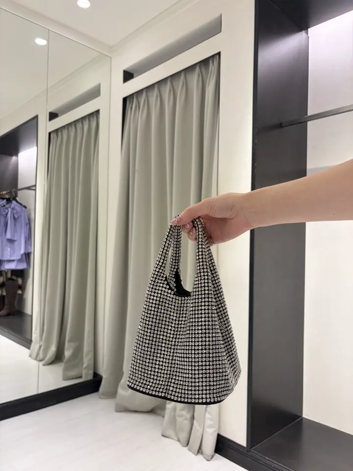 GRACE CONTINENTAL kobayashi コーディネート画像