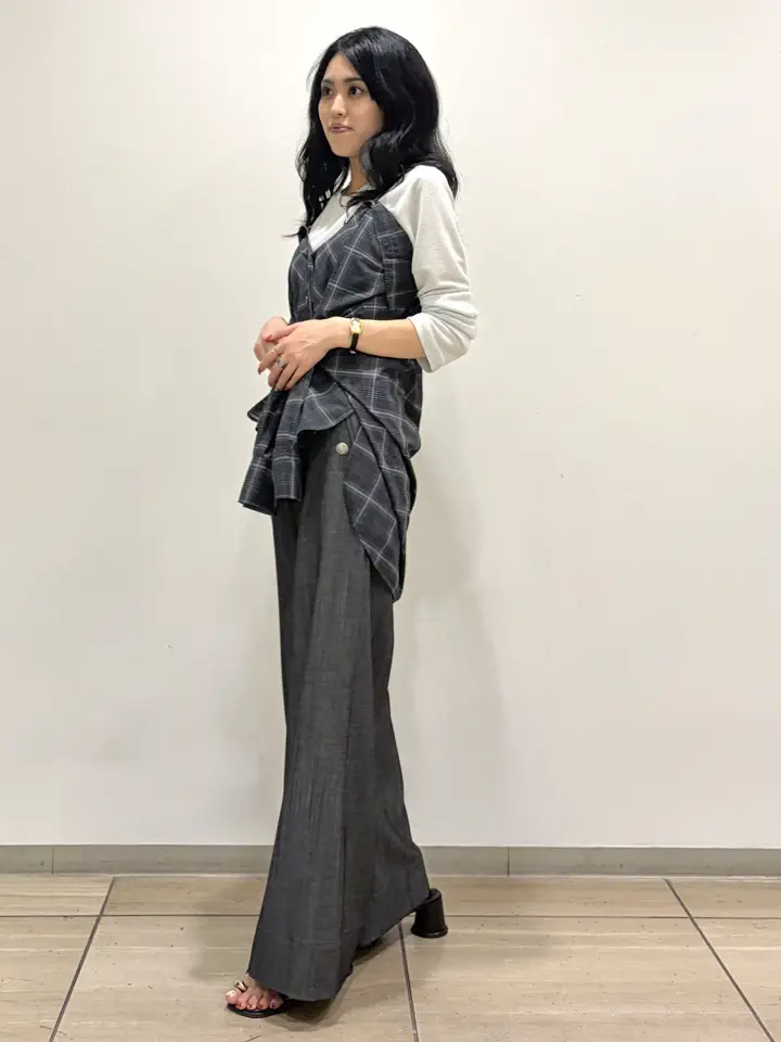 GRACE CONTINENTAL yoshi コーディネート画像