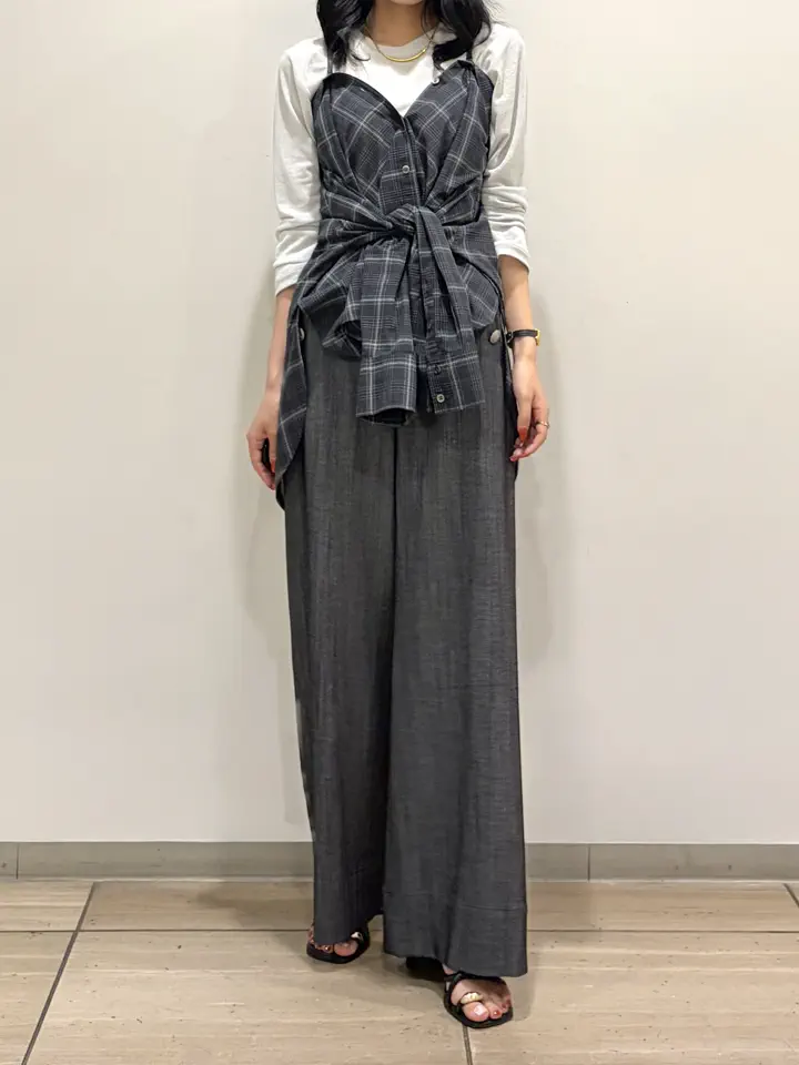 GRACE CONTINENTAL yoshi コーディネート画像