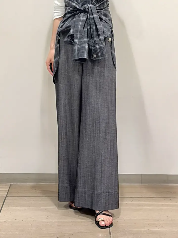 GRACE CONTINENTAL yoshi コーディネート画像