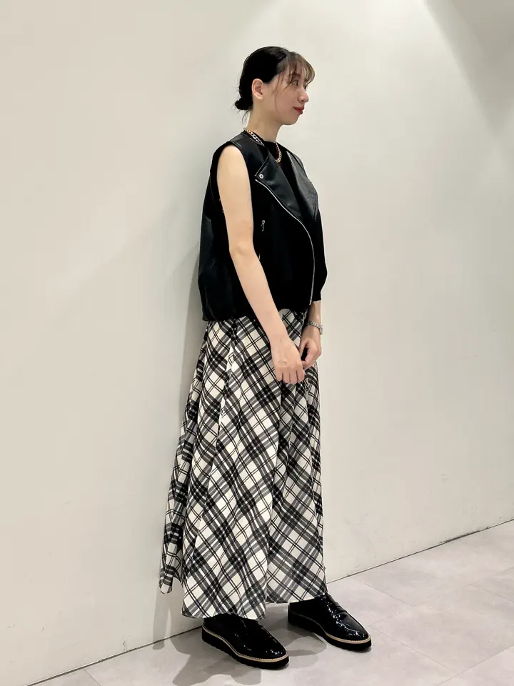 GRACE CONTINENTAL eri コーディネート画像