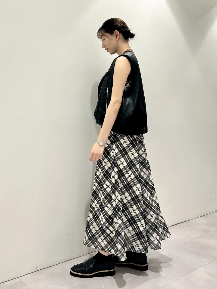 GRACE CONTINENTAL eri コーディネート画像