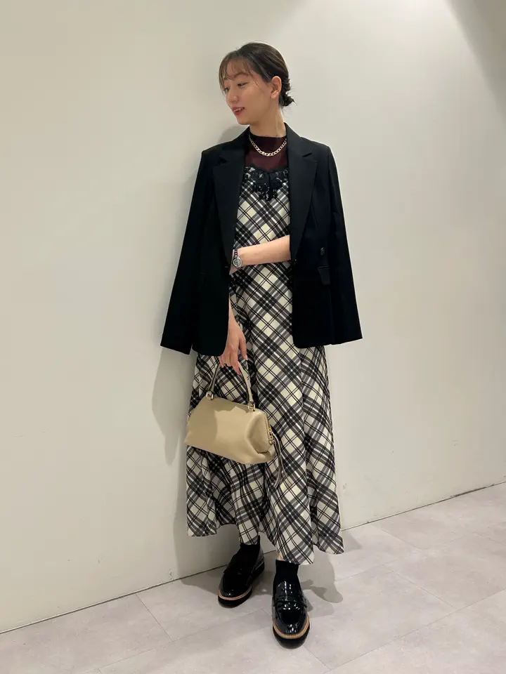 GRACE CONTINENTAL eri コーディネート画像