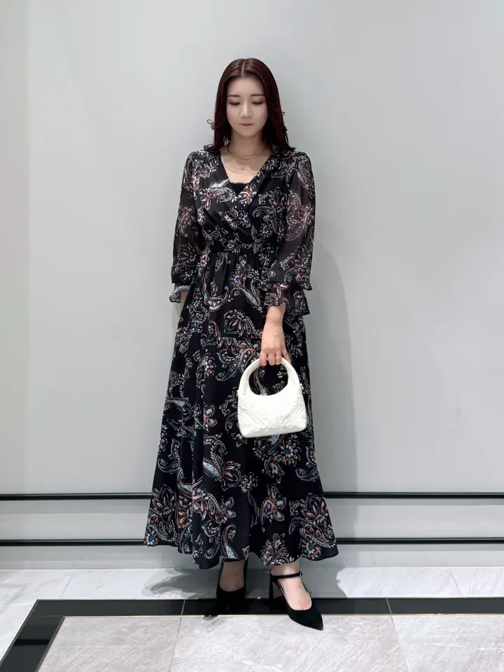 GRACE CONTINENTAL MOMOKO コーディネート画像