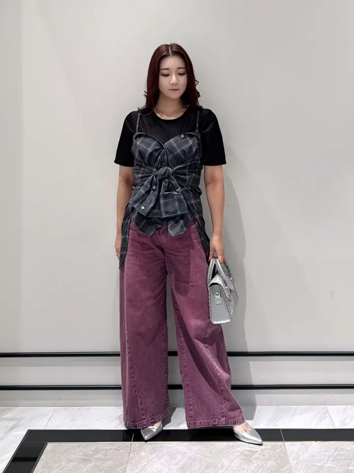 GRACE CONTINENTAL MOMOKO コーディネート画像