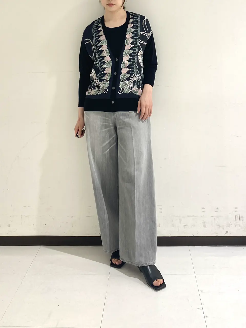  MIKIHO コーディネート画像