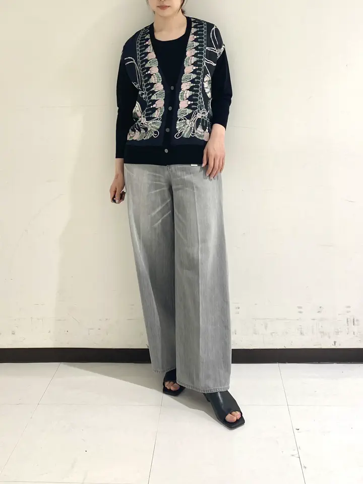 GRACE CONTINENTAL MIKIHO コーディネート画像