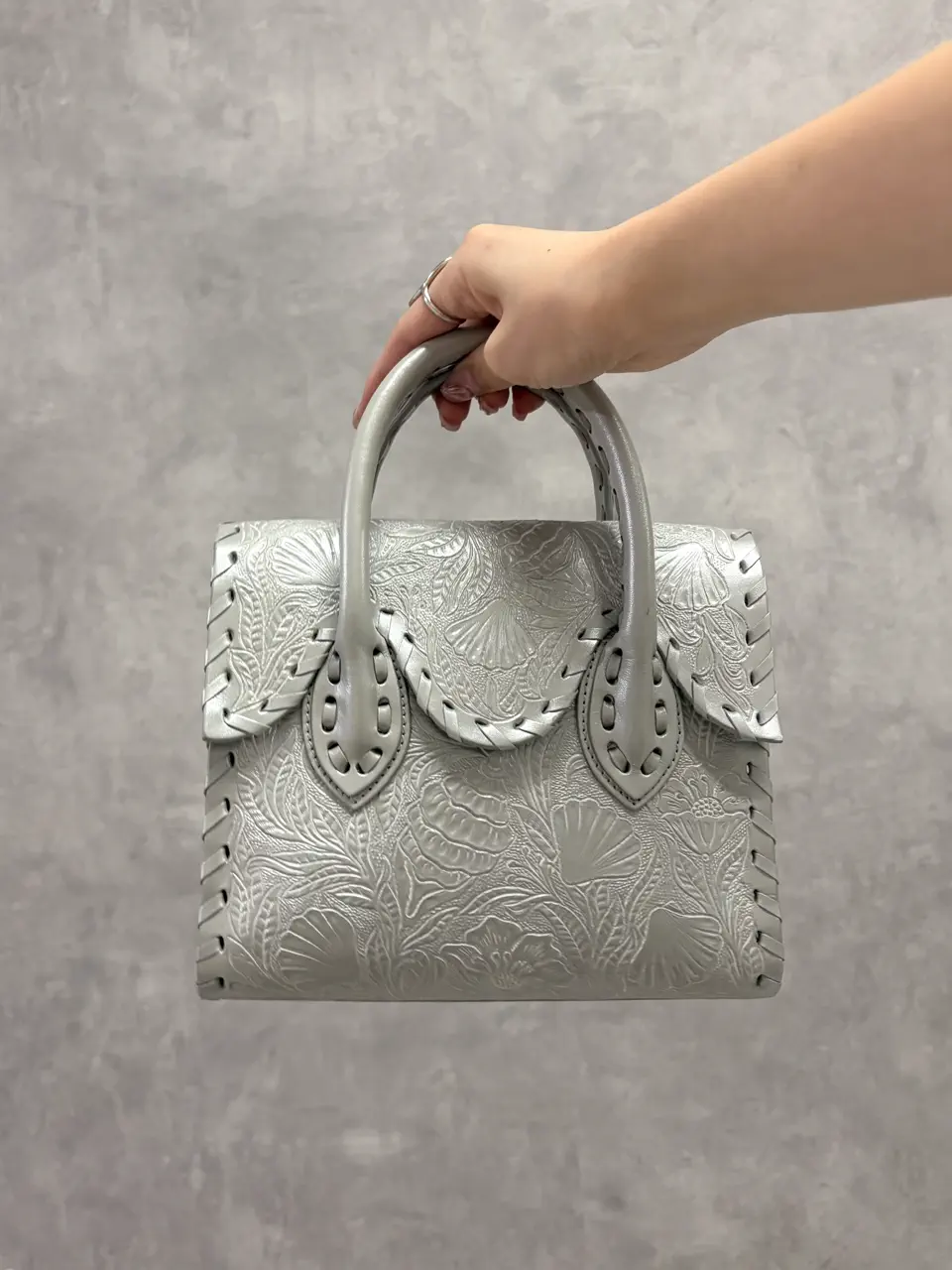 GRACE CONTINENTAL kobayashi コーディネート画像