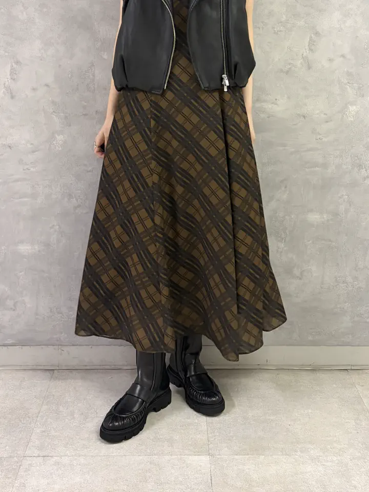 GRACE CONTINENTAL kobayashi コーディネート画像
