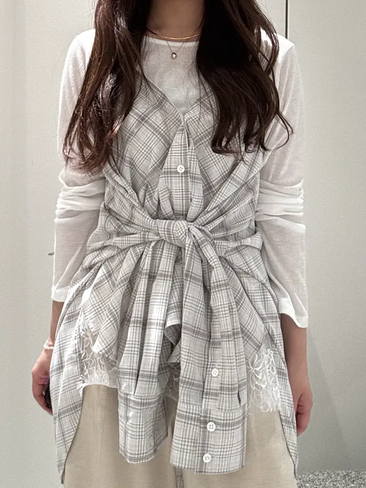 GRACE CONTINENTAL Kiku コーディネート画像